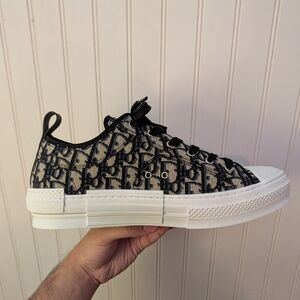 Dior B23 League Low-Top Sneaker Beige and Black Dior Oblique Jacquard NO INSOLES